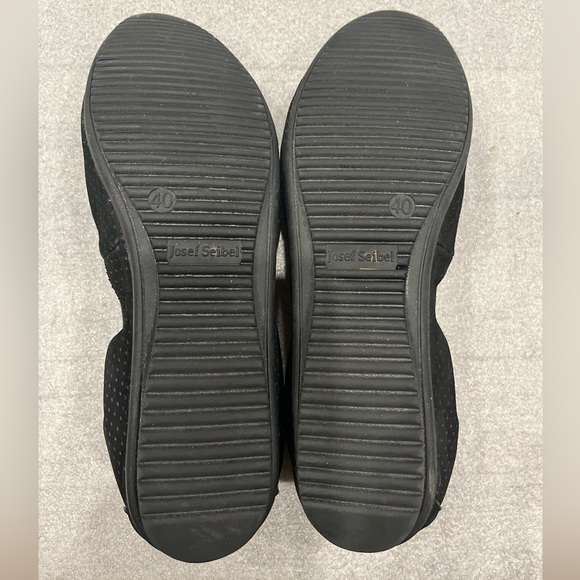 [40/9-9.5]Josef Siebel Black  Suede Flat - Picture 6 of 7